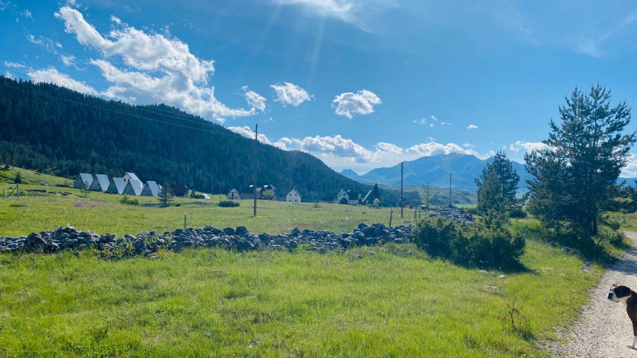 Eco Village Pavlovic 자블야크 외부 사진