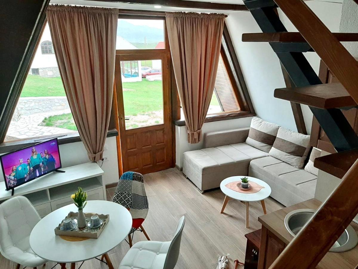 Eco Village Pavlovic 자블야크 외부 사진